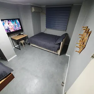  ゲストハウス Seven