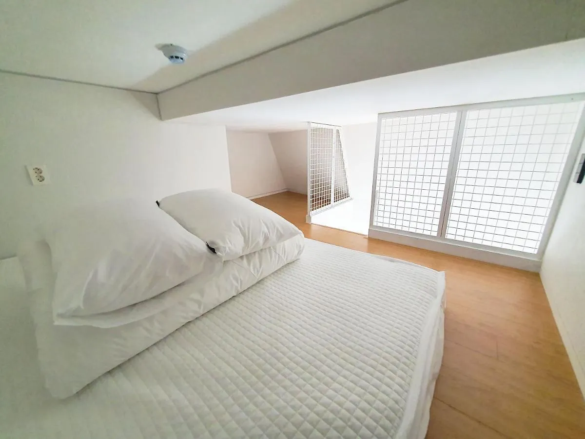 Yolo Guesthouse Seoul South Korea