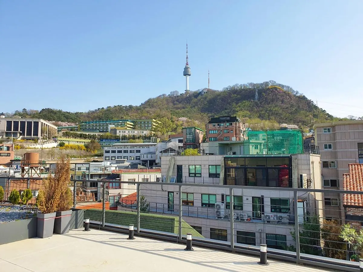 Yolo Guesthouse Seul