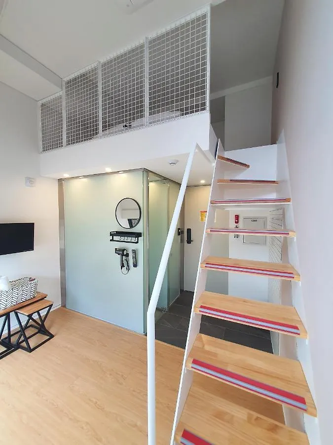 Yolo Guesthouse Seul