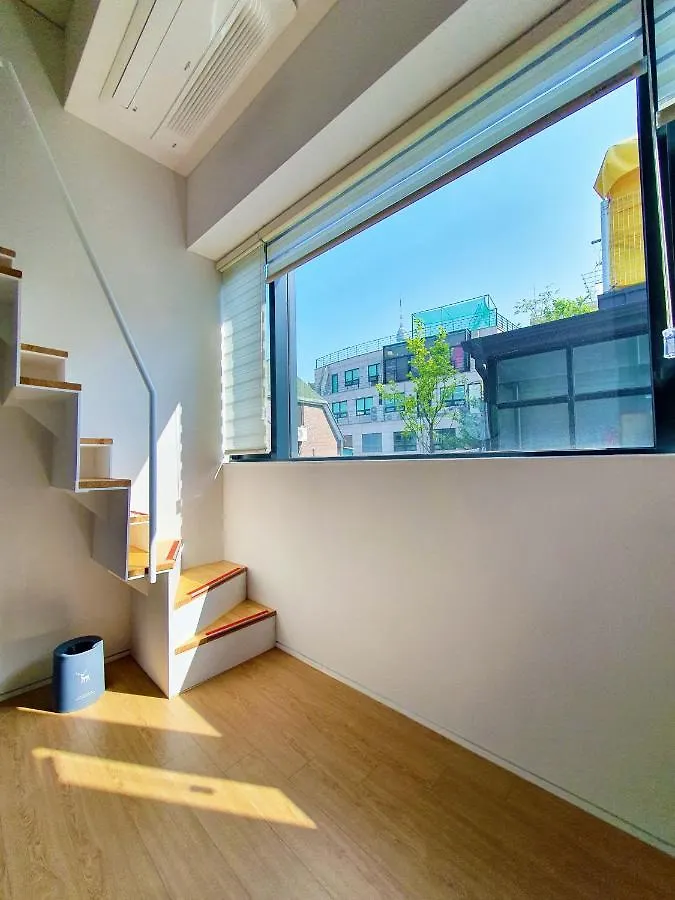 Yolo Guesthouse Seoul
