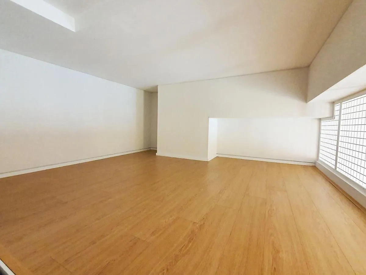 Yolo Guesthouse Seoul 2*,  South Korea